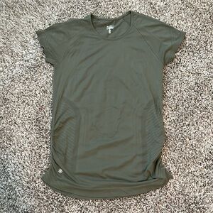 Athleta short sleeve top